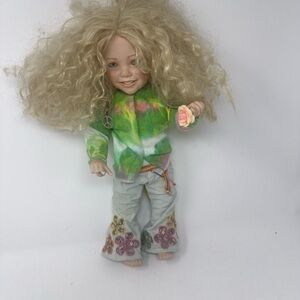 Porcelain Collector Doll Hippie Flower Child Nancy Leslie Harmony Danbury Mint